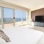 Seafront 5 Bedroom Paradise In Sea Caves فيلة بييا