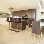 Seafront 5 Bedroom Paradise In Sea Caves *