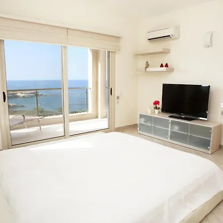 Vila Seafront 5 Bedroom Paradise In Sea Caves