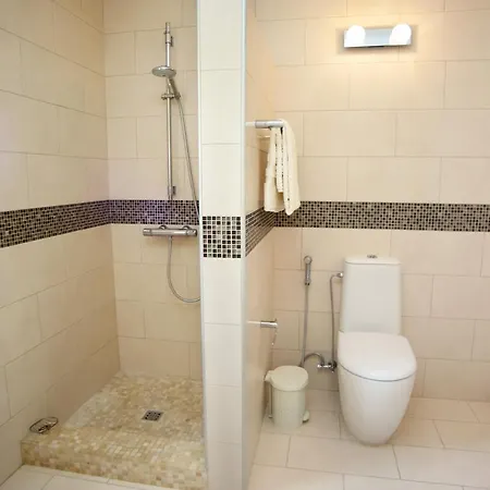 Seafront 5 Bedroom Paradise In Sea Caves Vila Pegeia