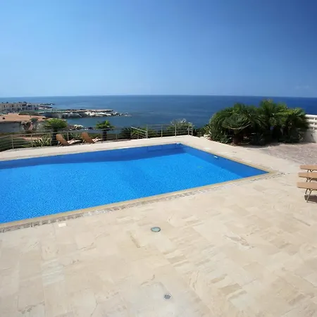 Seafront 5 Bedroom Paradise In Sea Caves *