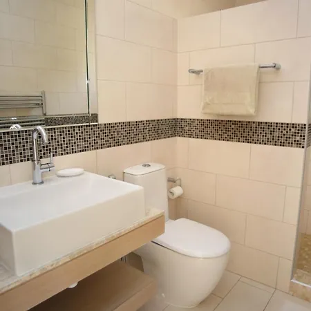 Seafront 5 Bedroom Paradise In Sea Caves Villa