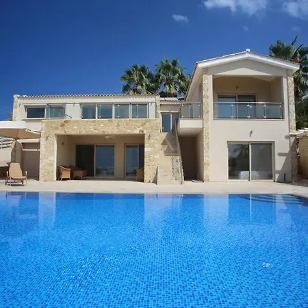 Seafront 5 Bedroom Paradise In Sea Caves * Peyia