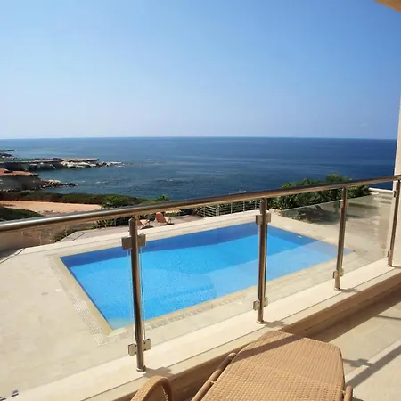 Villa Seafront 5 Bedroom Paradise In Sea Caves *