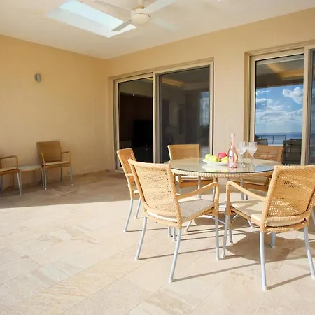 Villa Seafront 5 Bedroom Paradise In Sea Caves *