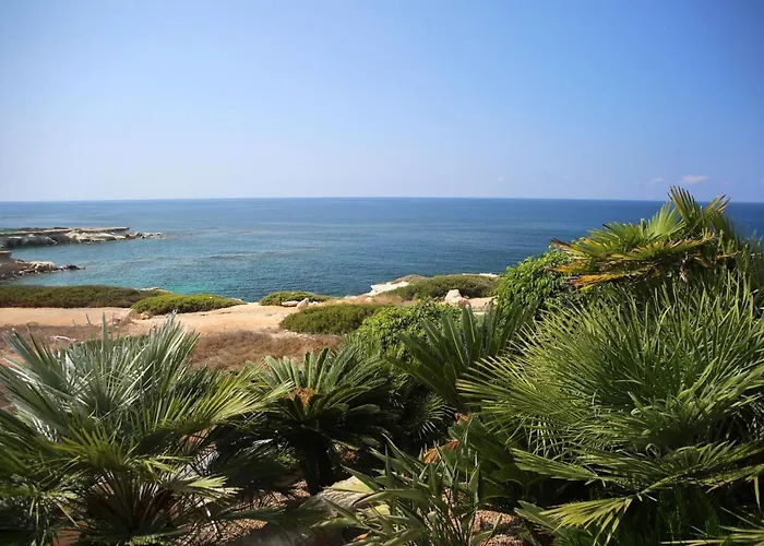 Seafront 5 Bedroom Paradise In Sea Caves Villa *