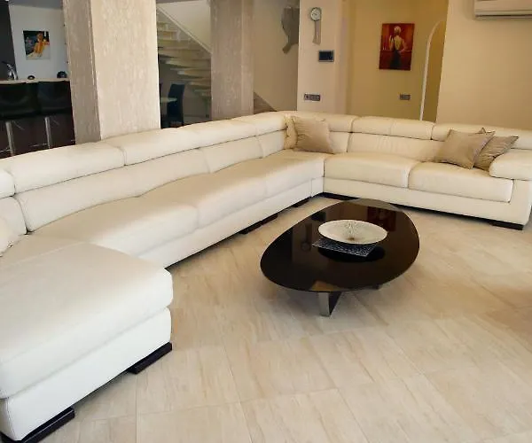 Seafront 5 Bedroom Paradise In Sea Caves Pegeia