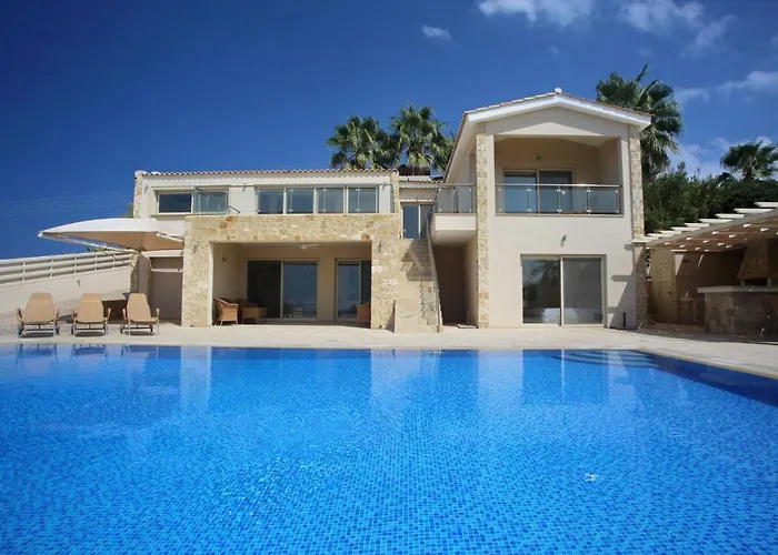 Seafront 5 Bedroom Paradise In Sea Caves * Pegeia