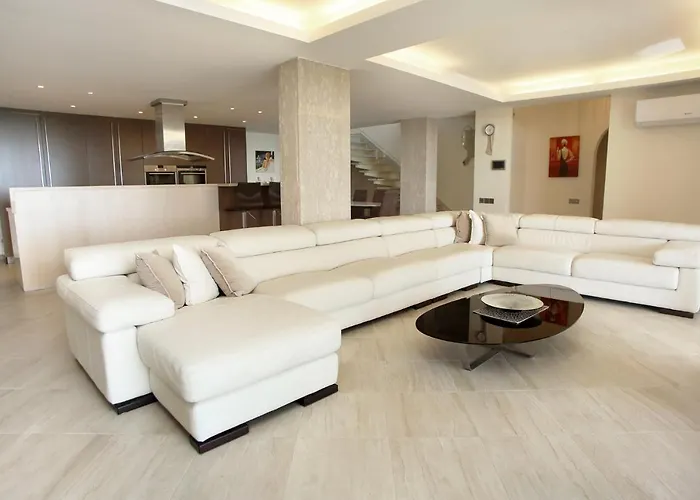 Seafront 5 Bedroom Paradise In Sea Caves Vila *